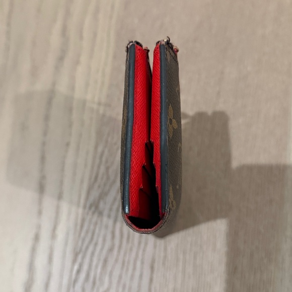 Louis Vuitton Monogram Women's Clutch - Picture 6 of 8